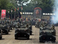 Fakta di Balik Tank dan Kapal Selam Buatan RI