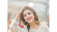 Mawra Hocane merupakan salah satu model dan artis yang mewarnai dunia hiburan Pakistan. (mawrellous/Instagram)
