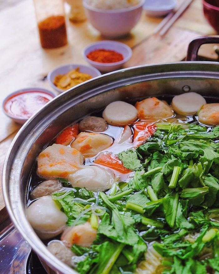 Sluurp! 10 Racikan Steamboat Ini Cocok Untuk Hangatkan Tubuh Sluurp! 10 Racikan Steamboat Ini Cocok Untuk Hangatkan Tubuh