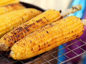 5 Tips Bikin Jagung Bakar yang Creamy Gurih untuk BBQ
