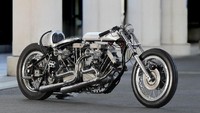 Dan untuk lebih memperhalus transmisi Nakato pasangan Four Speed Box dari Big Twin kelahiran 1980. Foto: pool (bikeexif)