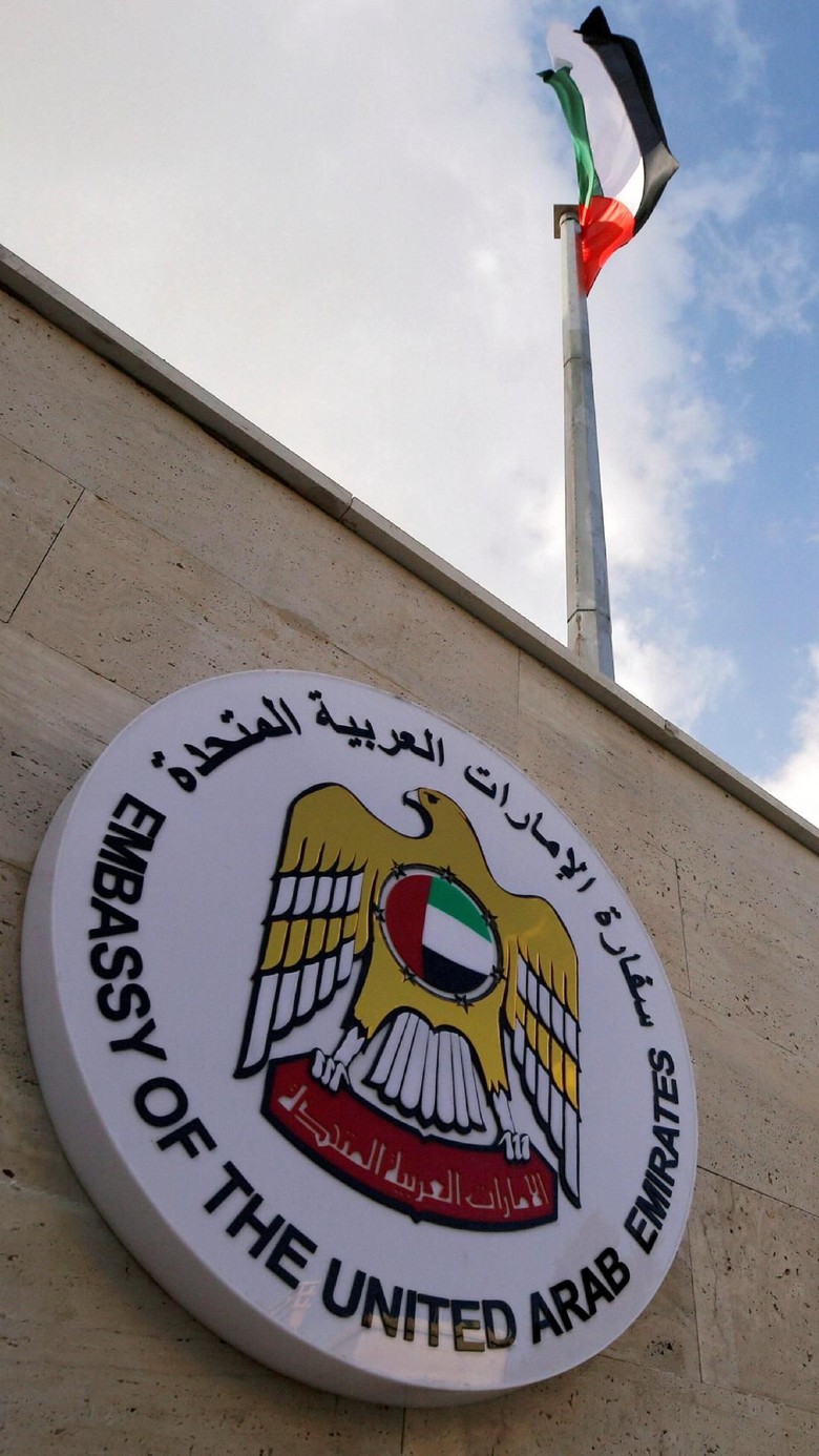 Uni Emirat Arab dan Bahrain Buka Kembali Kedutaan di Suriah