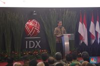 Dapat Bisikan, Jokowi Bangga IHSG Jadi Terbaik Kedua di Dunia