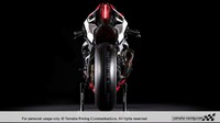 Para pemilik motor ini pun akan diberikan sertifikat sebagai bukti keaslian. Mengingat motor YZF-R1 GYTR ini hanya dijual secara terbatas dan khusus. Istimewa/Dok. Yamaha.