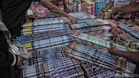 Harga yang ditawarkan bervariasi dari Rp 10.000 hingga Rp 8 juta.