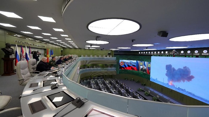 A still image taken from a video footage and released by Russias Defence Ministry on December 26, 2018, shows a test launch of an Avangard new hypersonic missile in Orenburg Region. Ministry of Defence of the Russian Federation/Handout via REUTERS TV  ATTENTION EDITORS - THIS IMAGE WAS PROVIDED BY A THIRD PARTY. NO RESALES. NO ARCHIVES.