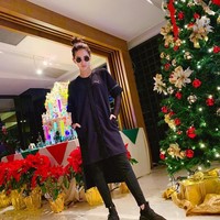 Kado dari Hannah yang berupa Lamborghini seharga Rp 6,5 miliar ini diberikan pada Jay Chou pada perayaan Natal kemarin. Foto: Instagram