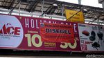 Langgar Perda DKI, Reklame di Slipi Ini Disegel