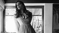 Cuplikan film itu dirilis pada 27 Desember dan menampilkan Sonam sebagai gadis yang bermimpi bahagia selamanya. Foto: dok instagram