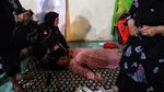 Aksi Para Relawan Bantu Korban Tsunami Selat Sunda