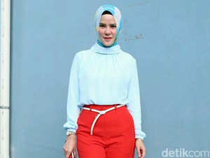 Lebih Santai, Alasan Angel Lelga Bergaya Busana Ketat