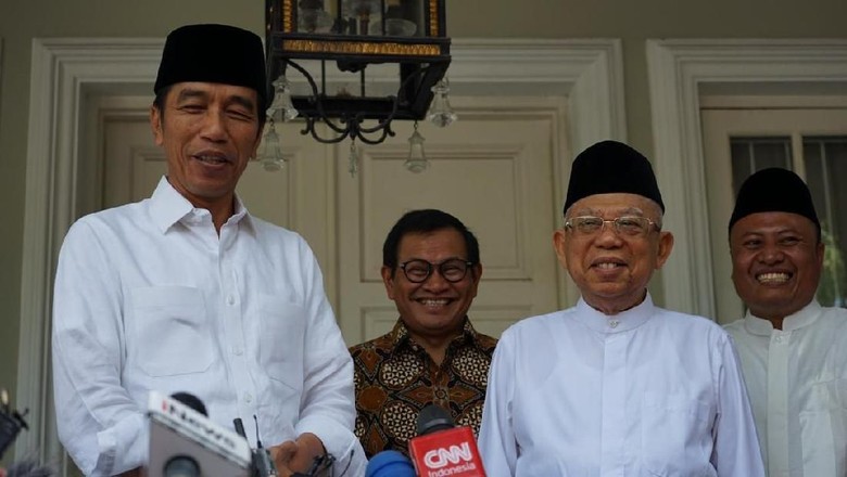 Maruf Amin Diedit Jadi Sinterklas Jokowi Jangan Rekayasa Maruf Amin Diedit Jadi Sinterklas Jokowi Jangan Rekayasa