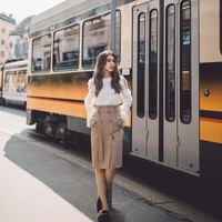 Wanita kelahiran 1993 ini melakukan debut aktingnya di film Ti Ami Chocolate pada 2012. Foto: Instagram