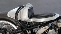 Meski demikian modifikasi Harley-Davidson ini baru pertama kali dilakukan di Jepang, dan dibangun oleh modifikator Kentaro Nakano dari bengkel modifikasi Hot Chop Speed Shop di Kyoto. Foto: pool (bikeexif)