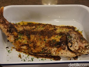 Ini Cara Bikin Ikan Bakar Sambal Andaliman yang Pedas Segar