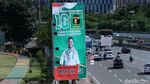Disegel, Reklame Ketum PPP Masih Eksis di Jalan S Parman
