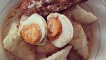 Gurihnya Nendang! Sarapan Ketupat Kandangan dengan Lauk Ikan Haruan