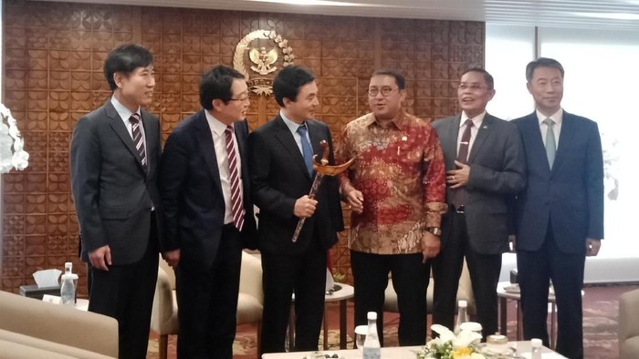 Parlemen Korsel Temui Fadli Zon, Bahas Kerja Sama Militer