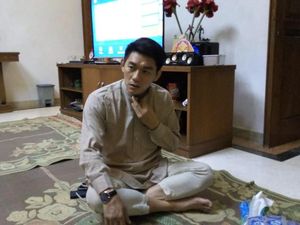 Harusnya Umrah Berdua, Ifan Disapa Dylan Sahara di Madinah