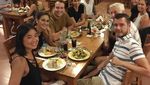 Pose Keren Marissa Nasution Saat Brunch Bareng Mike Lewis dan Teman-teman