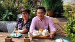 Ini Momen Kulineran Seru Dennis Mamet Adishwara Bareng Keluarga