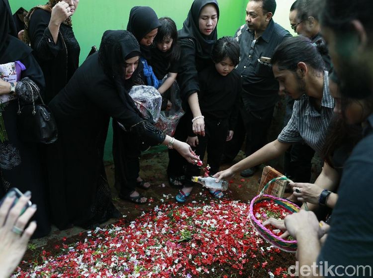 Selamat Jalan Dian Pramana Poetra
