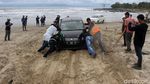 Aksi Para Relawan Bantu Korban Tsunami Selat Sunda
