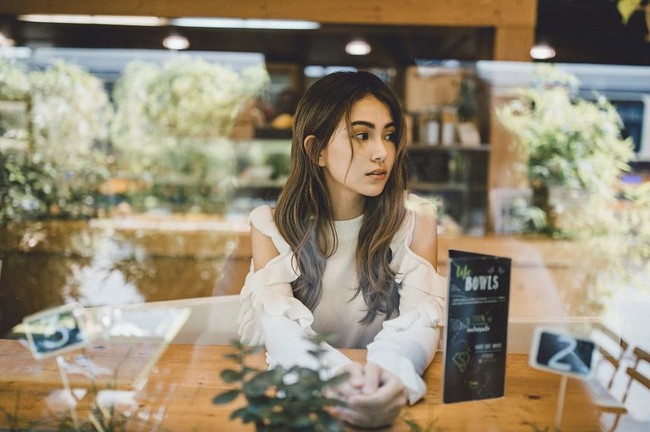 Hannah memulai kariernya di industri hiburan pada 2008 dengan tampil di Blackies Teenage Club. Ia pun kemudian menjadi host tamu di acara televisi Taiwan I Love The Man pada 2011. Foto: Instagram