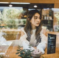 Hannah memulai kariernya di industri hiburan pada 2008 dengan tampil di Blackies Teenage Club. Ia pun kemudian menjadi host tamu di acara televisi Taiwan I Love The Man pada 2011. Foto: Instagram