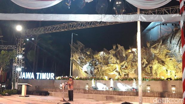 titik nol kilometer surabaya
