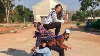 Nah kamu tertarik menjajal tantangan foto bertingkat ini? Foto: Facebook