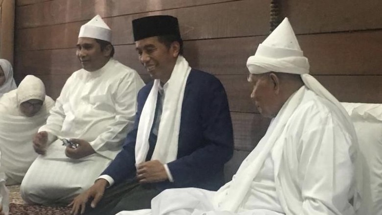 Ulama Karismatik Langkat Sumut Syekh Hasyim Al-Syarwani Wafat Ulama Karismatik Langkat Sumut Syekh Hasyim Al-Syarwani Wafat