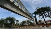 JPO tersebut juga tampak indah dan bersih.