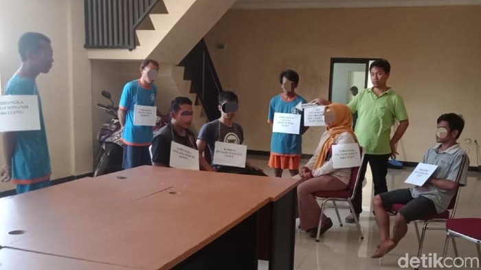 Keroyok PIL Istri Hingga Tewas, Sopir Angkot Bawa Ibu Mertua