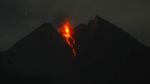 Ngeri! Guguran Lava Pijar Gunung Merapi