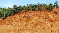 Indonesia menduduki peringkat pertama sebagai produsen nikel terbesar dunia. Pada tahun lalu, produksi nikel dunia mencapai 2,6 juta ton, sementara produksi nikel Indonesia mencapai sebesar 800 ribu ton. dok. Pansus Tambang  