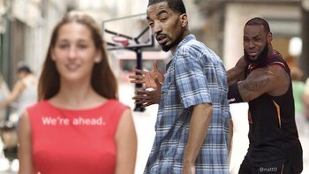 Ekspresi LeBron James kepada J.R. Smith dalam final NBA 2018 juga jadi viral lewat kumpulan meme. Foto: Istimewa
