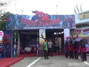 Pos Lantas WBL Pernah Dilempar Batu, Kini Dijaga Spiderman