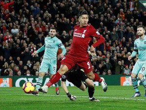 Dominan, Liverpool Ungguli Arsenal 4-1 di Babak Pertama
