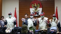 KPK menetapkan 8 tersangka kasus dugaan suap proyek pembangunan sistem penyediaan air minum (SPAM) yang melibatkan pejabat Kementerian PUPR. (Foto: Agung Pambudhy/detikcom)