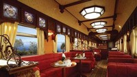 Golden Eagle Trans-Siberian Express dalam hal layanan, makan dan akomodasi menawarkan yang terbaik. Kereta ini hadir dengan bar, lounge dan lainnya. Harga untuk perjalanan dengan kereta mewah ini lebih dari US$ 2.000 per malam. Istimewa/Luxatic.