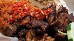 Akhiri Tahun 2018 dengan Sarapan Nasi Madura Berlauk Komplet Ini
