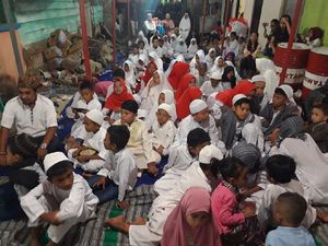 Sambut Tahun 2019, Warga di Ambon Zikir dan Doa Bersama