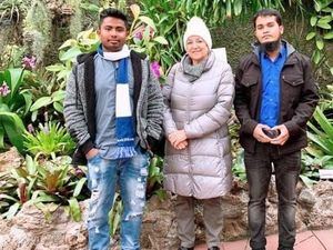Pengungsi Asal Nauru Memulai Hidup Baru Setelah Dimukimkan di AS