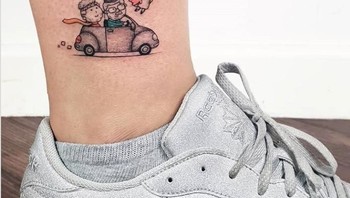 Pasangan kakek nenek yang bikin manis di pergelangan kakimu. (Foto: Brightside)