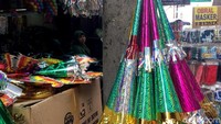 Penjualan di Pasar Asemka juga sudah dimulai dari pukul 08.00 WIB hingga 17.00 WIB. 