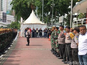 Siap Amankan Car Free Night, Aparat Gabungan Gelar Apel di Bundaran HI