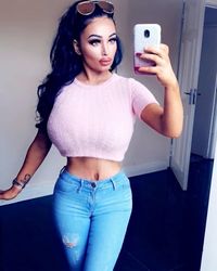 Wanita Ini Ingin Terus Besarkan Payudaranya Meski Kulit Sudah Hampir Robek