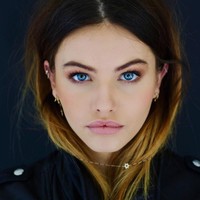 Aku tidak menyangka, terima kasih @tccandler dan semua yang telah memilih. Aku tak pernah menyangka aku menjadi nomor satu! Aku sangat berterima kasiih kepada kalian dan aku harap kalian menikmati libur panjang dan menghabiskan Natal dengan keluarga..Segala yang terbaik untuk kalian semua, penuh cinta, tulis Thylane setelah diumumkan sebagai pemenang. Dok. Instagram @thylaneblondeau