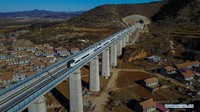 Kereta ini mulai beroperasi pada hari Sabtu, 29 Desember 2018. Foto: Dok. Xinhuanet